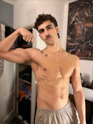 Photo of model @josh_petrovic