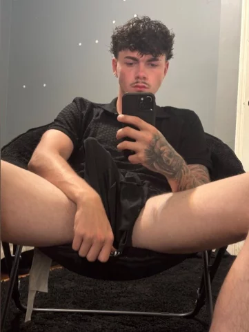 Photo of model @joshoncam
