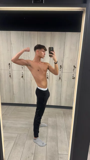 Photo of model @joshstonetv