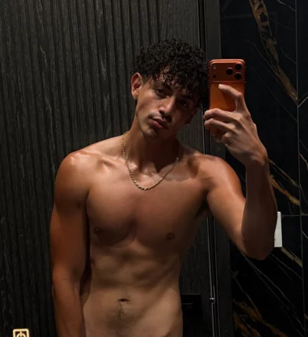 Photo of model @julianbarboza