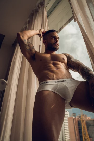 Photo of model @julianchasefree