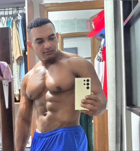 Photo of model @juniorandres0