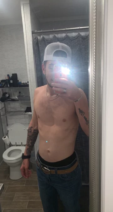 Photo of model @justuhdude69