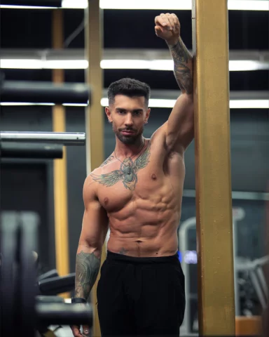 Photo of model @kameronmichaels