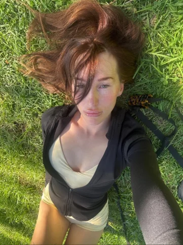 Photo of model @kathryngoyette