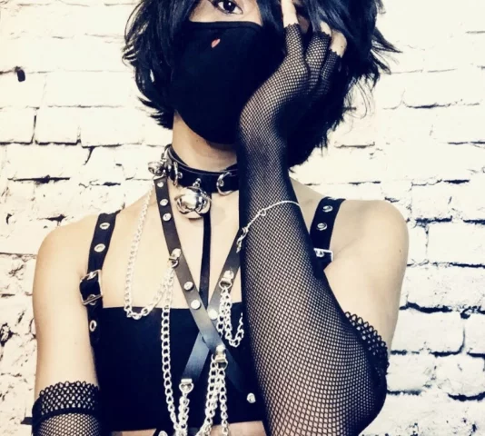 Photo of model @katiekitsune