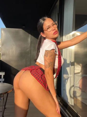 Photo of model @kattyafoxx