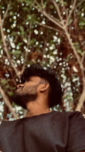 Photo of model @kavi86