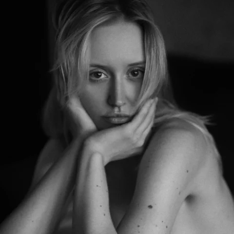 Photo of model @keplerkepler