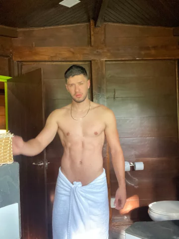 Photo of model @kevmm