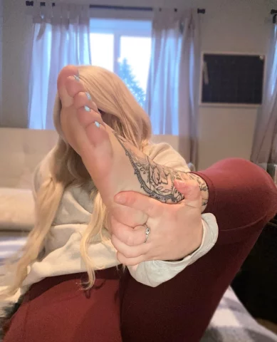Photo of model @killerfeetxo