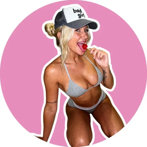 Photo of model @kisstheskye