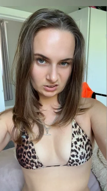 Photo of model @kittyliz20