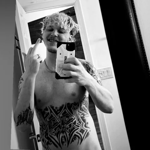 Photo of model @kodiakthelegend42