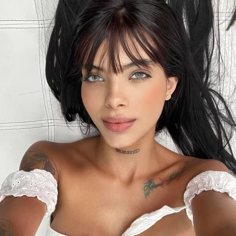 Photo of model @krystalvip