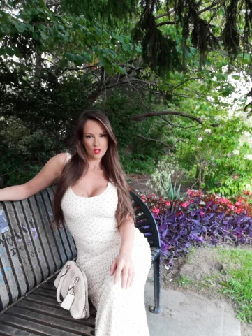 Photo of model @krystalynn