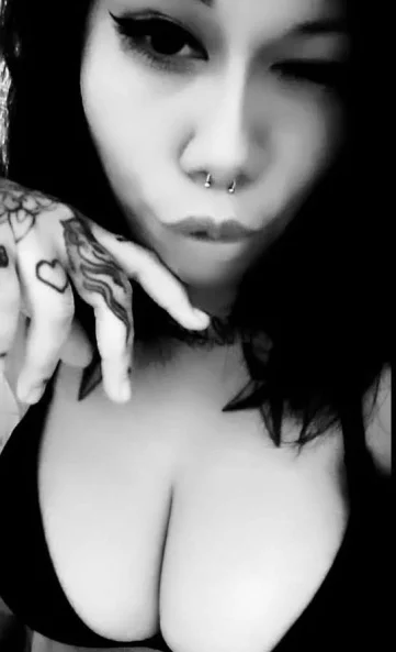 Photo of model @l0lys