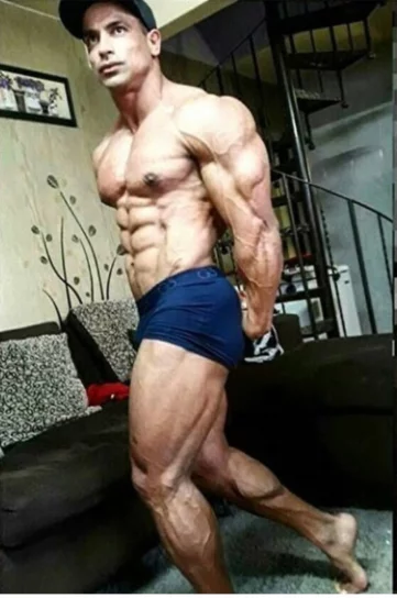 Photo of model @labestiahuron