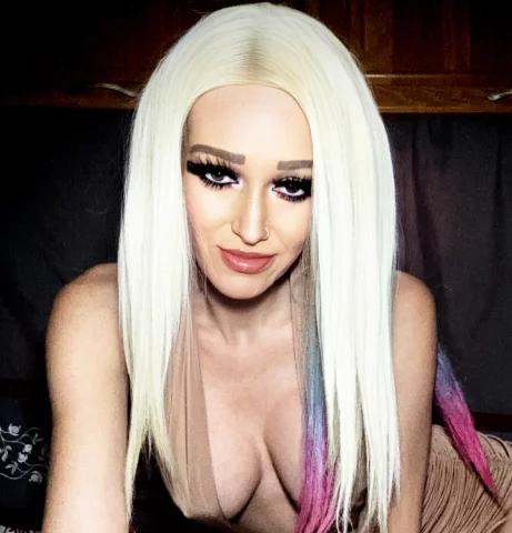 Photo of model @lacey_blayze