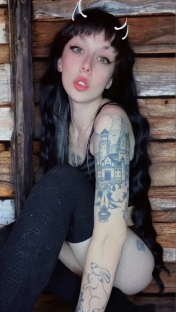Photo of model @lafantomenoir