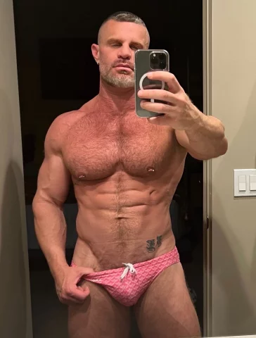 Photo of model @landonconrad