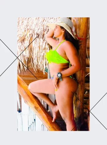Photo of model @laradonaldson