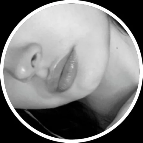 Photo of model @leafoxy