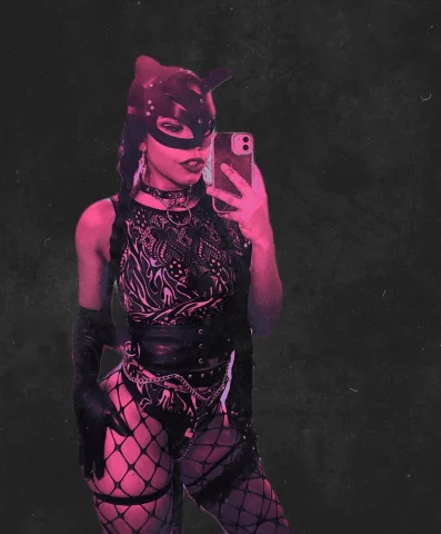 Photo of model @leilanimamiii