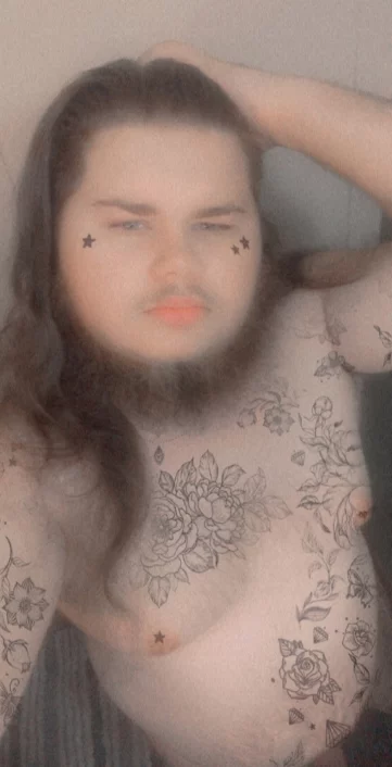 Photo of model @lewdkell