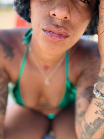 Photo of model @lightskndskye
