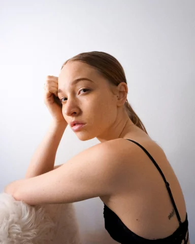 Photo of model @lilijasmijn