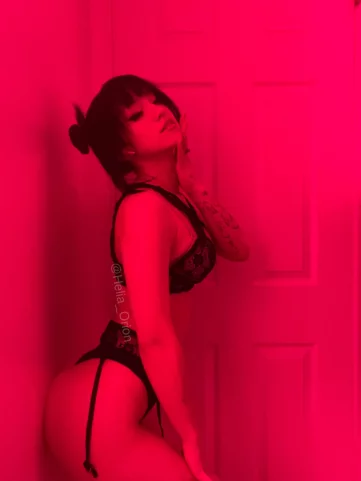 Photo of model @lillithvelaryon