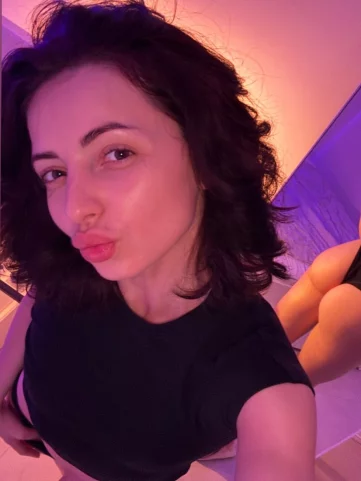 Photo of model @lilu-lilu
