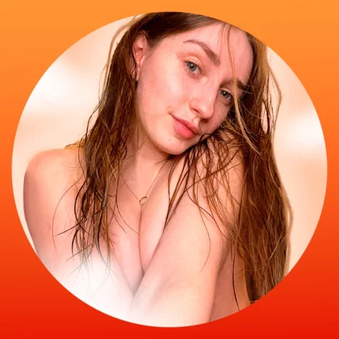 Photo of model @lilyhoneybunny