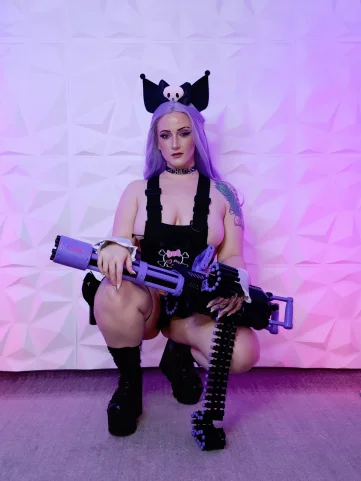 Photo of model @lindsaylovecosplay