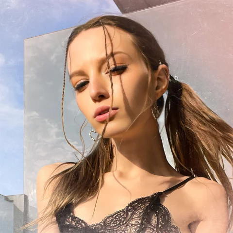 Photo of model @little_harley