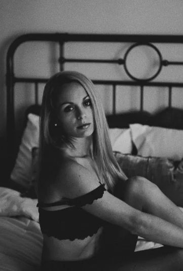 Photo of model @littlewaistinyourface