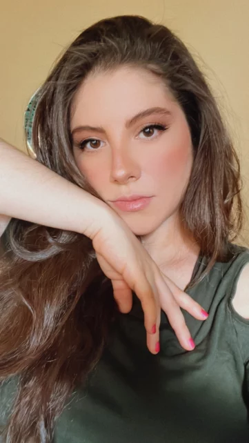 Photo of model @lobuqueen