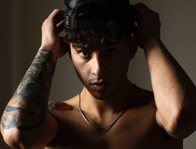Photo of model @logangunner