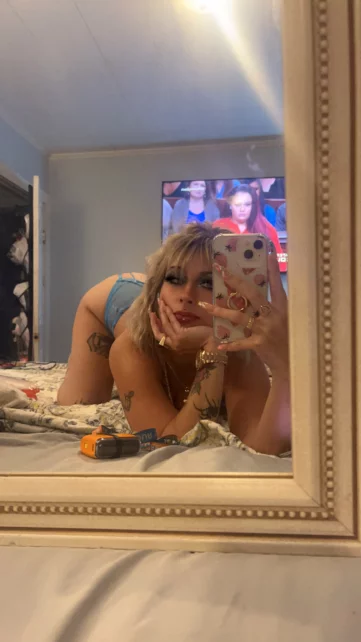 Photo of model @lovergiiirlxxx