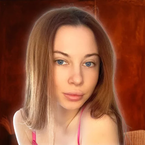 Photo of model @luisa_firee