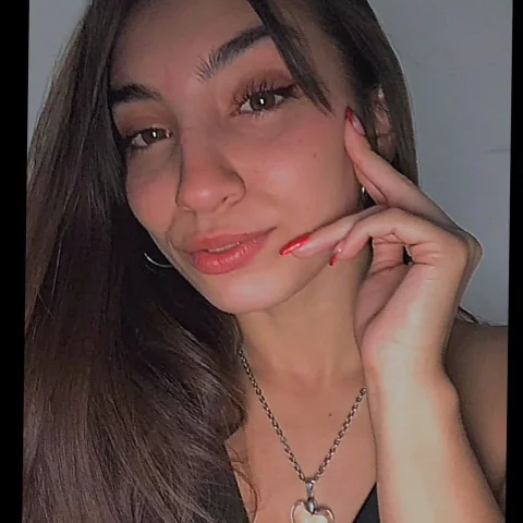 Photo of model @luliboom99