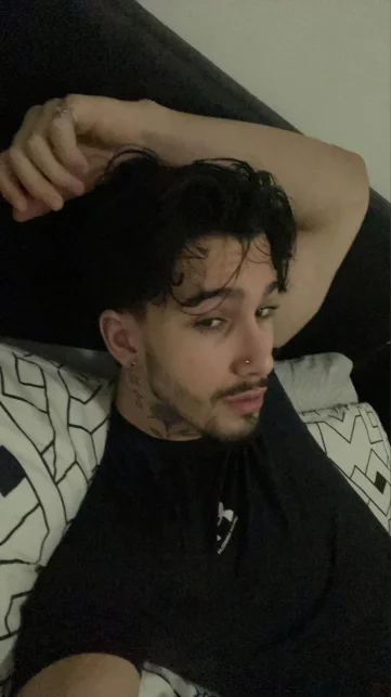 Photo of model @manny11x