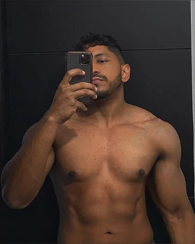 Photo of model @manuoficial