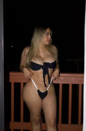 Photo of model @marifervizcarra