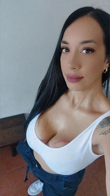 Photo of model @maryjey23