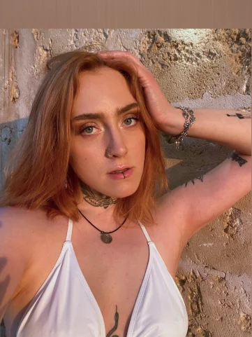 Photo of model @marymavenx