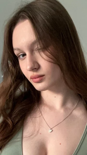 Photo of model @megan_megi
