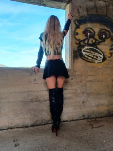 Photo of model @melimelissa22