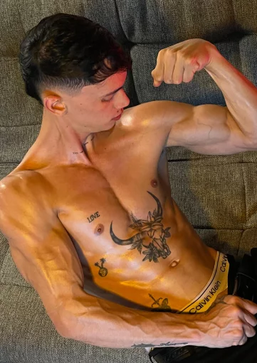 Photo of model @metatron_muscle